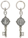 Porte-clés croix St Benoît en forme de clé